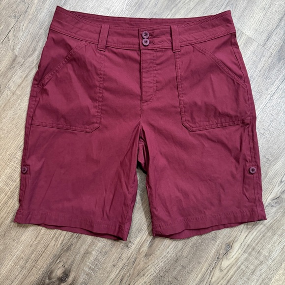 Eddie Bauer Pants - Eddie Bauer Maroon Women's Rolled Hem Bermuda Shorts - Size 8